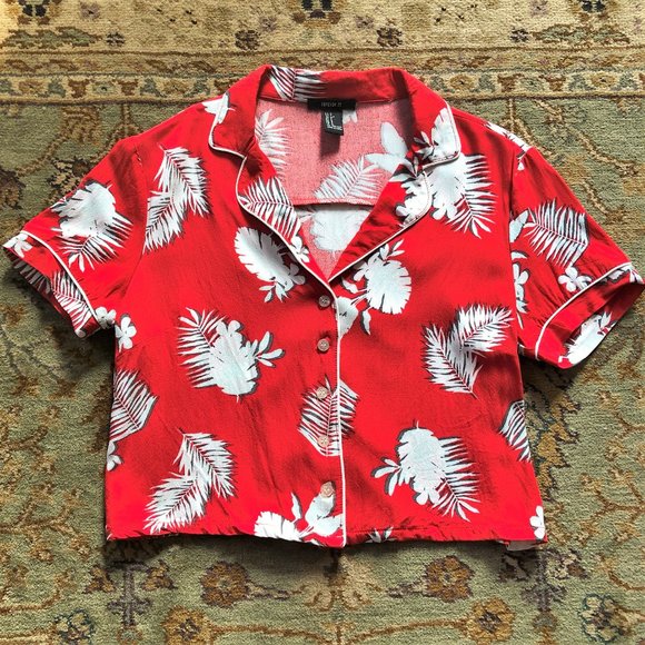 Bright Red Leaf-Print Hawaiian Crop Button-Down Shirt by Forever21 - Size Small - Picture 5 of 16